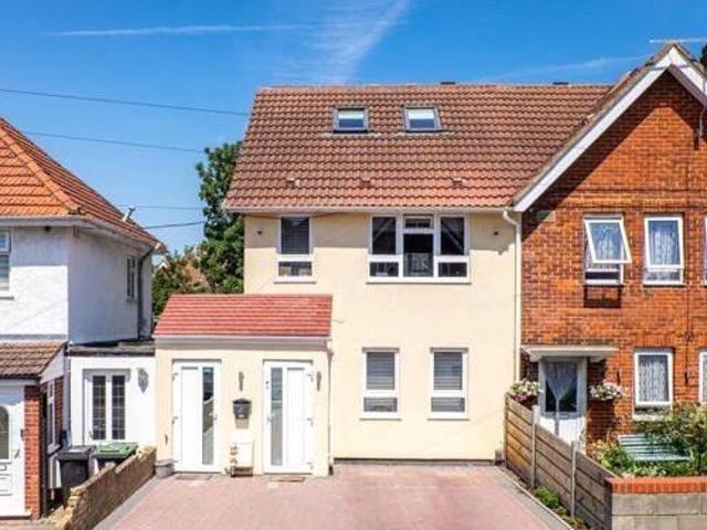 House for sale in Gravesend, Gravesham