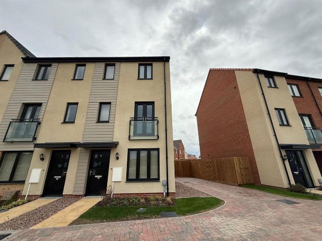 House for rent in Hampton Gardens, Peterborough