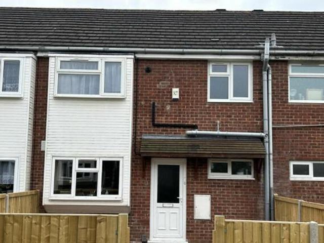 House for rent in Green Close, Warwickshire