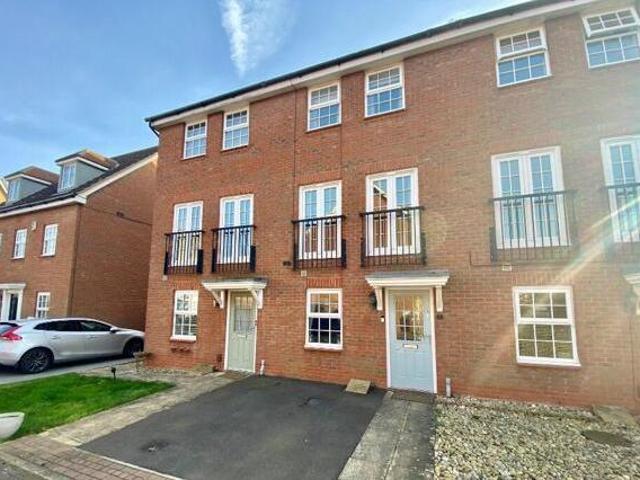 House for sale in Hampton Green, Cambridgeshire