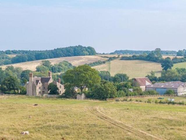 House for sale in Evershot, Oxfordshire