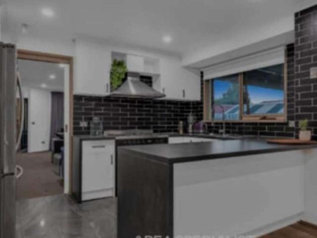 Room for rent in Camerons Creek, Victoria