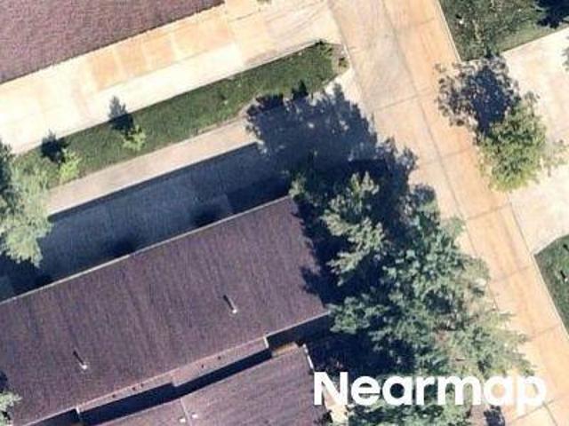 Condo for sale in Akron
