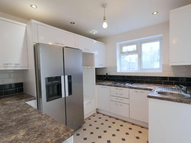 House for rent in Loxford, Seven Kings