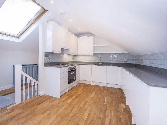 Apartment for rent in London Borough of Richmond upon Thames, Greater London