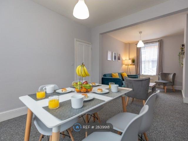 House for rent in Semilong, Northampton