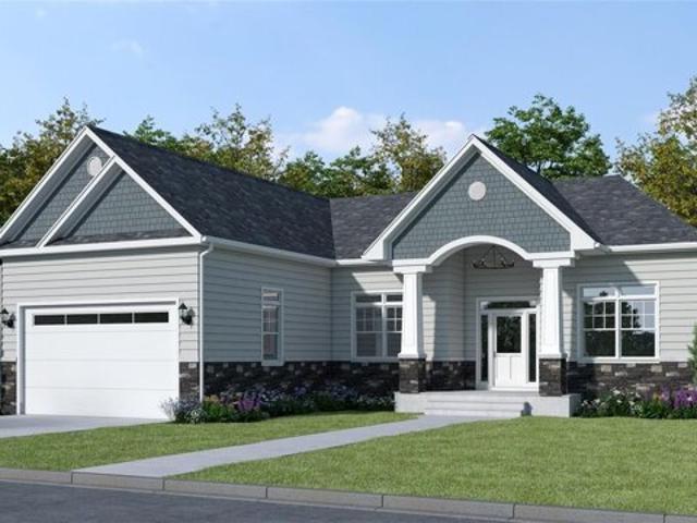 House for sale in Nesconset