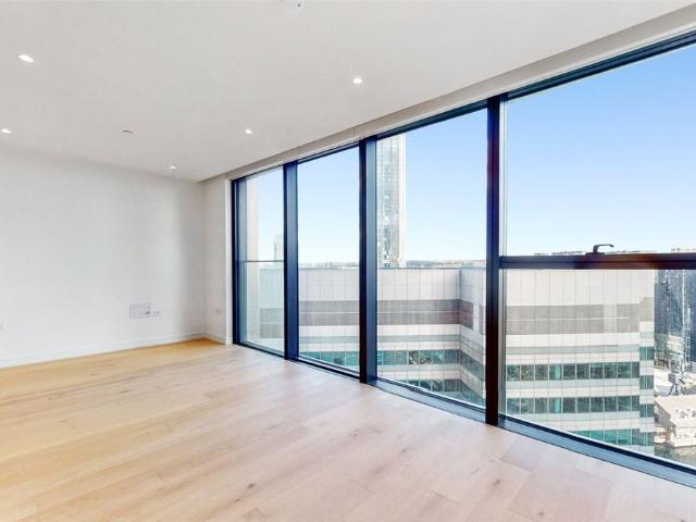 Studio for rent in Isle Of Dogs, Greater London