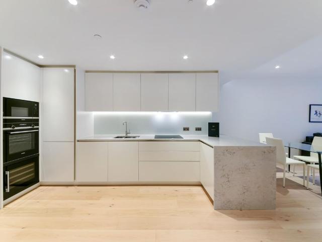 Apartment for rent in Isle Of Dogs, Isle Of Man