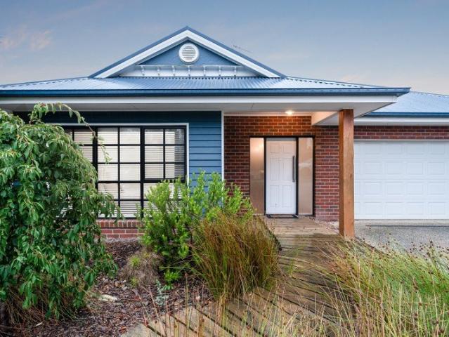 House for sale in Leopold, Victoria