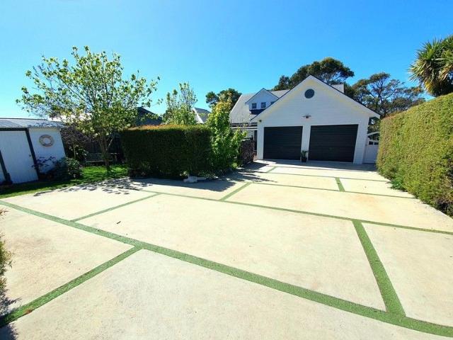 House for sale in Scamander, Tasmania