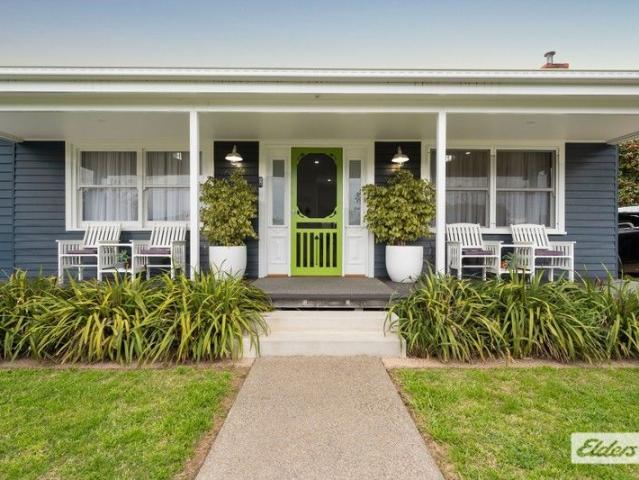 House for sale in Wodonga, Victoria