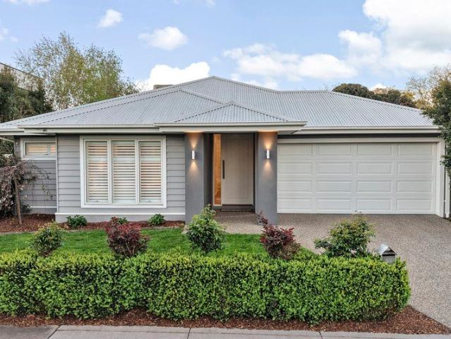 House for sale in Parkdale, Melbourne