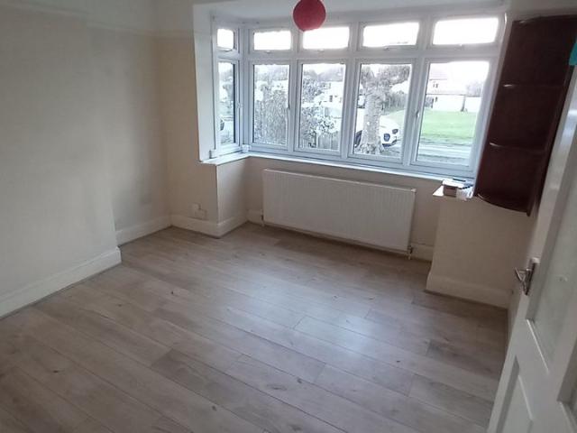 Room for rent in Hillview, Surrey