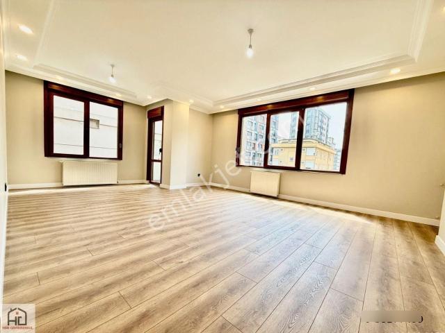 Kadiköy, İstanbul içerisinde satılık mülk