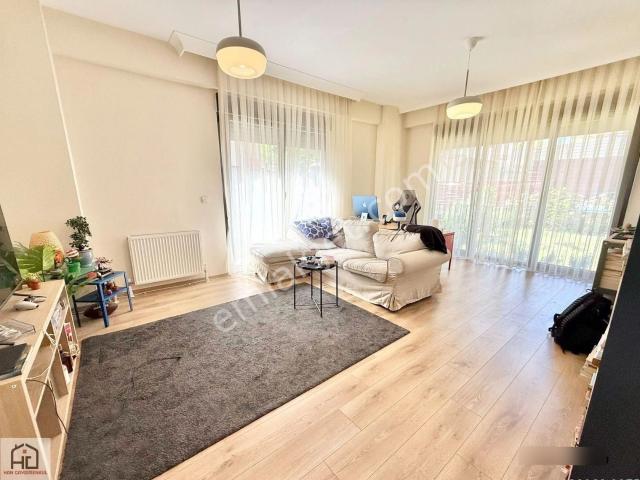 Kadiköy, İstanbul içerisinde kiralık mülk