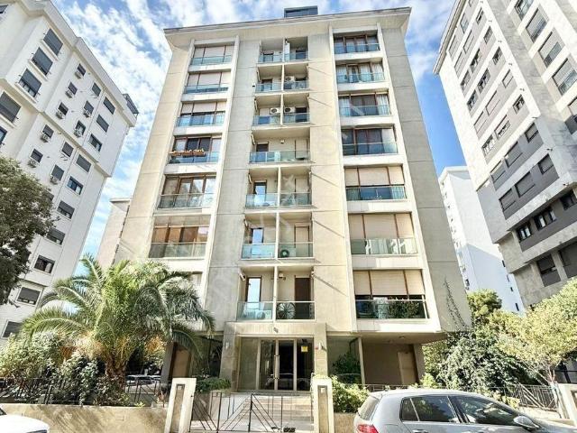 Kadiköy, İstanbul içerisinde satılık mülk