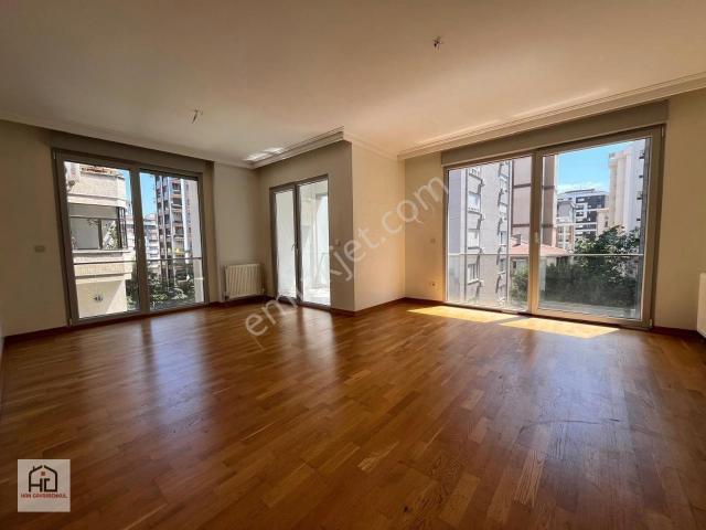 Kadiköy, İstanbul içerisinde satılık mülk