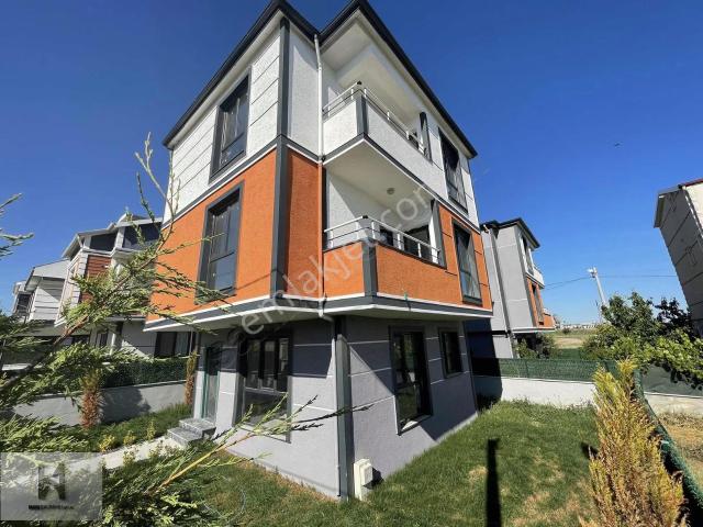 Marmaraereğlisi, Tekirdağ içerisinde satılık Villa
