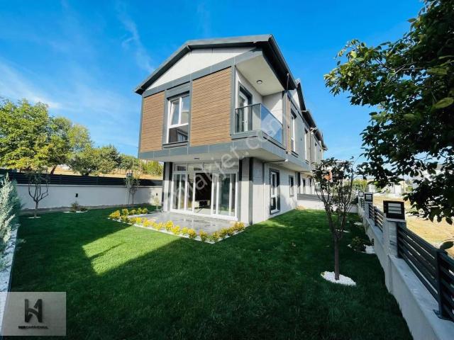 Marmaraereğlisi, Tekirdağ içerisinde satılık Villa