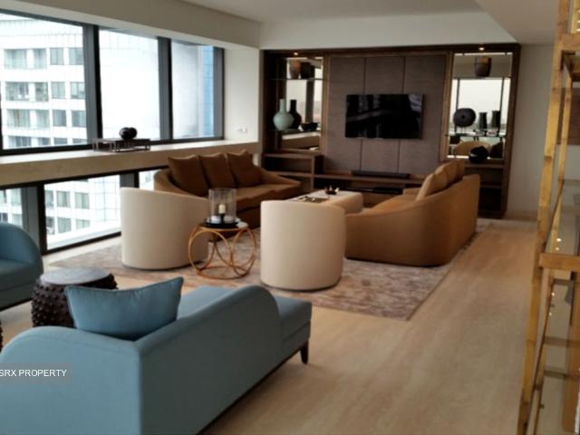 Condominium for rent in Orchard