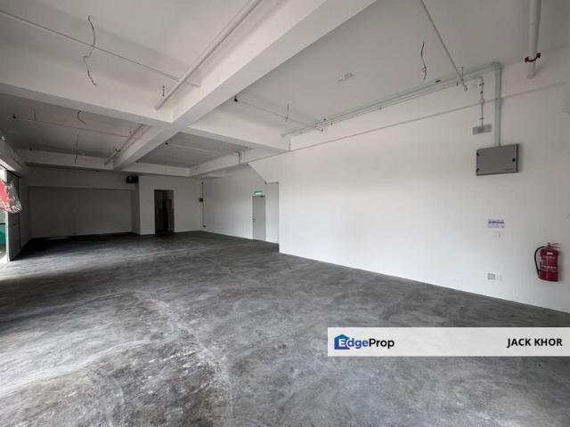 Shop for rent in Petaling, Alam Impian