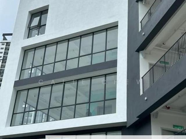 Shop for rent in Petaling, Alam Impian