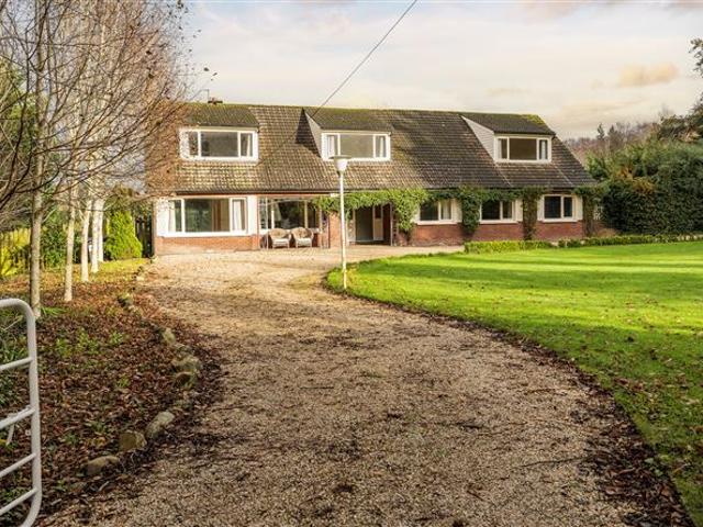 Detached House for sale in Enniskerry, County Wicklow