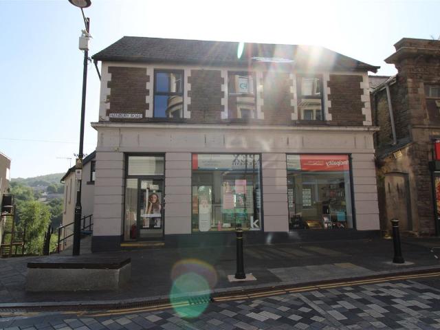 Room for rent in Bargoed, Wales