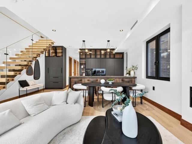 Condo for sale in Hudson, New Jersey