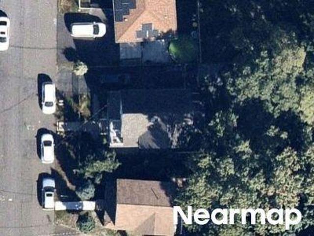 House for sale in Stratford