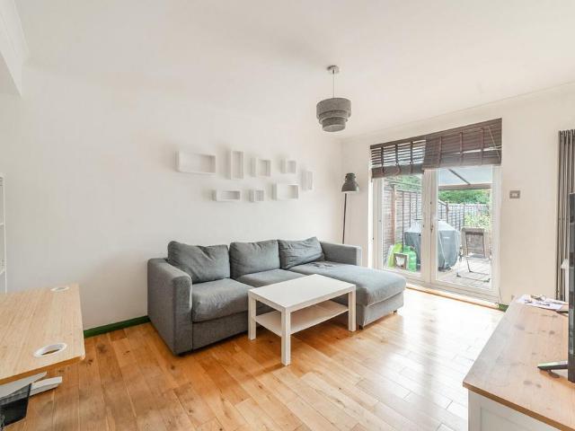 Apartment for rent in London Borough of Harrow, Greater London