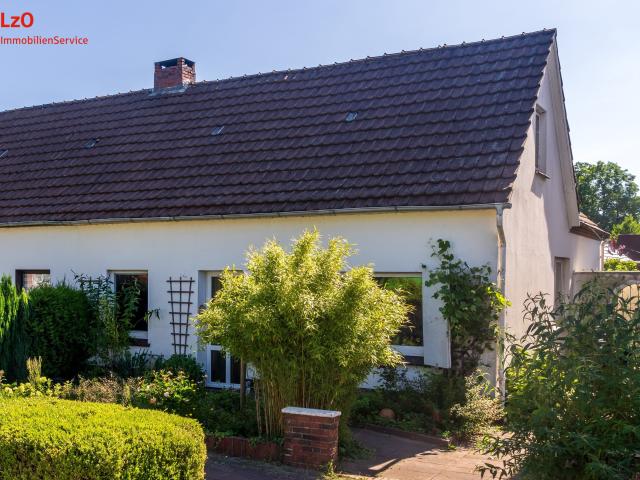 Doppelhaushälfte kaufen in Apen, Niedersachsen