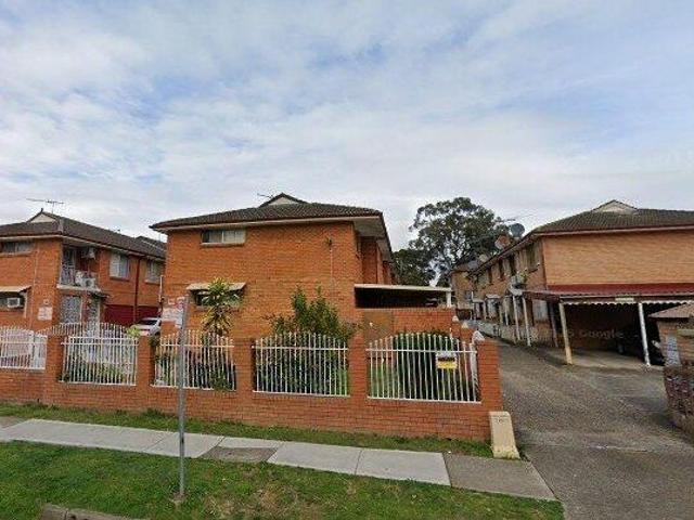 Townhouse for rent in Sydney, New South Wales