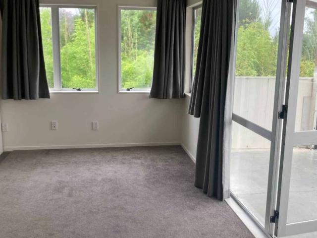 Apartment for rent in Howick, Oroua County