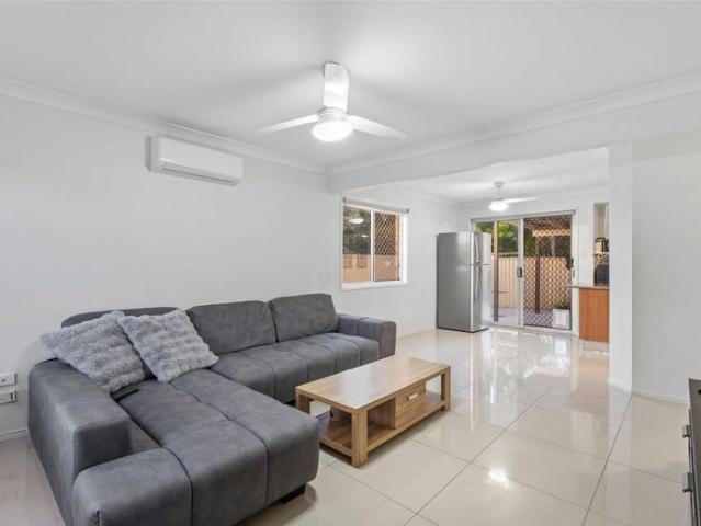 Townhouse for rent in Toombul, Queensland