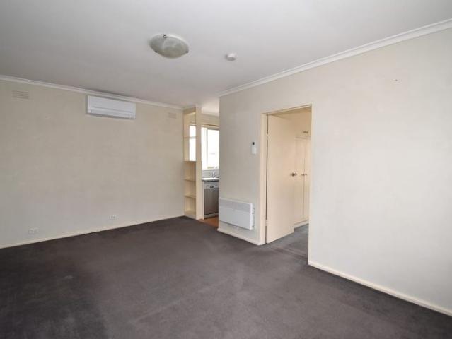 Apartment for rent in Glen Huntly, Melbourne