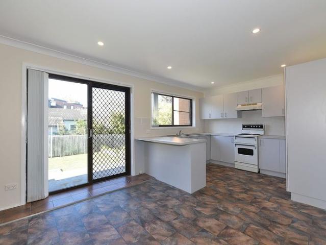Townhouse for rent in Huskisson, Shoalhaven City Council