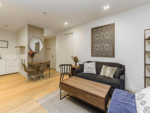 Apartment for rent in King's Cross, Cat Hill