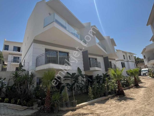 Urla, İzmir içerisinde kiralık Villa