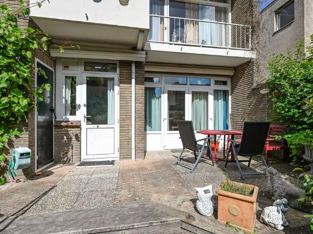 Appartement te huur in Uilennest, Den Haag