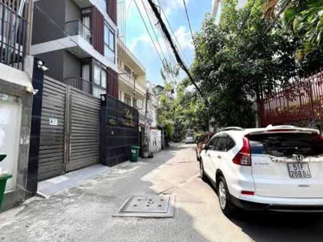 Nhà mặt phố bán tại Khuôn viên UBND Thành phố Hồ Chí Minh, Thành phố Hồ Chí Minh
