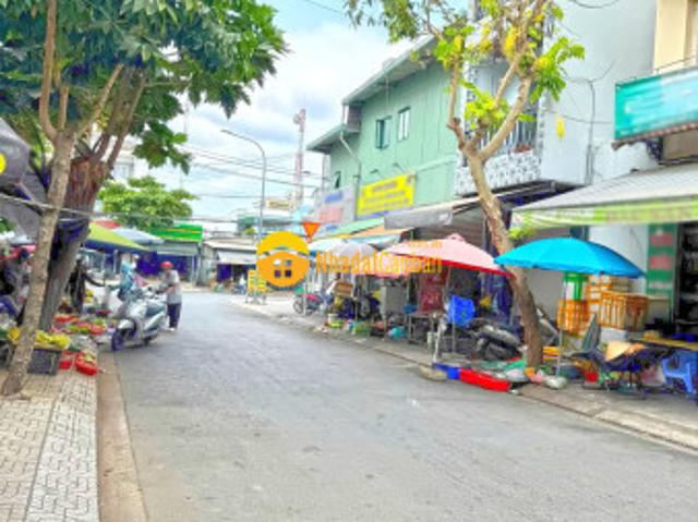 Nhà mặt phố bán