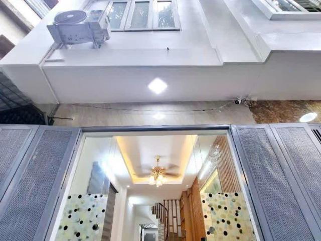 Nhà bán tại Hoàn Kiếm, Hà Nội