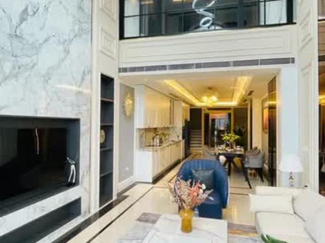 Nhà mặt phố bán tại Hoàn Kiếm, Hà Nội