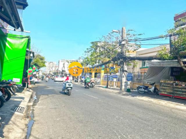 Nhà mặt phố bán