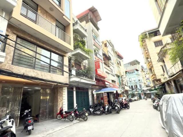 Nhà bán tại Hoàn Kiếm, Hà Nội