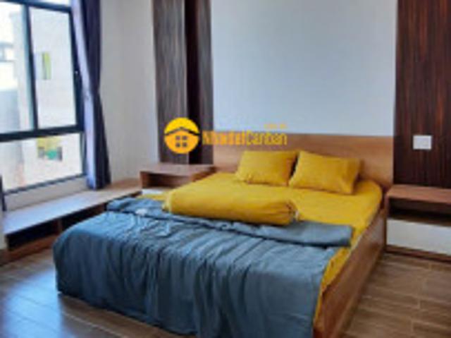 Nhà mặt phố bán