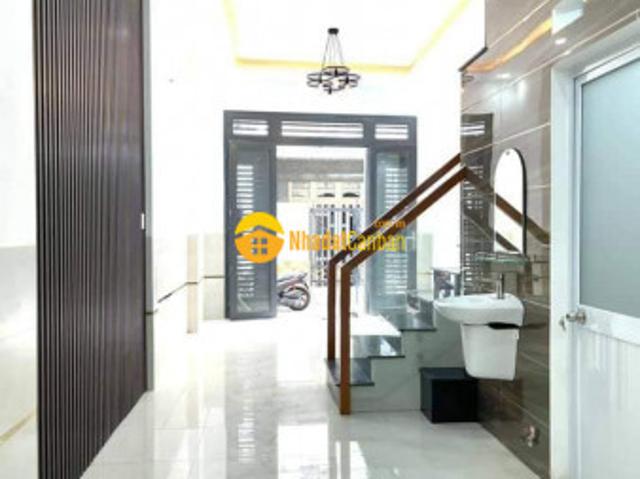 Nhà mặt phố bán