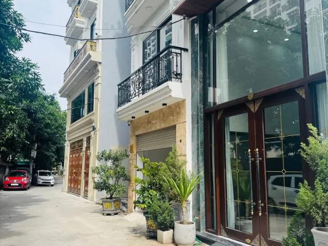 Nhà bán tại Hoàn Kiếm, Hà Nội